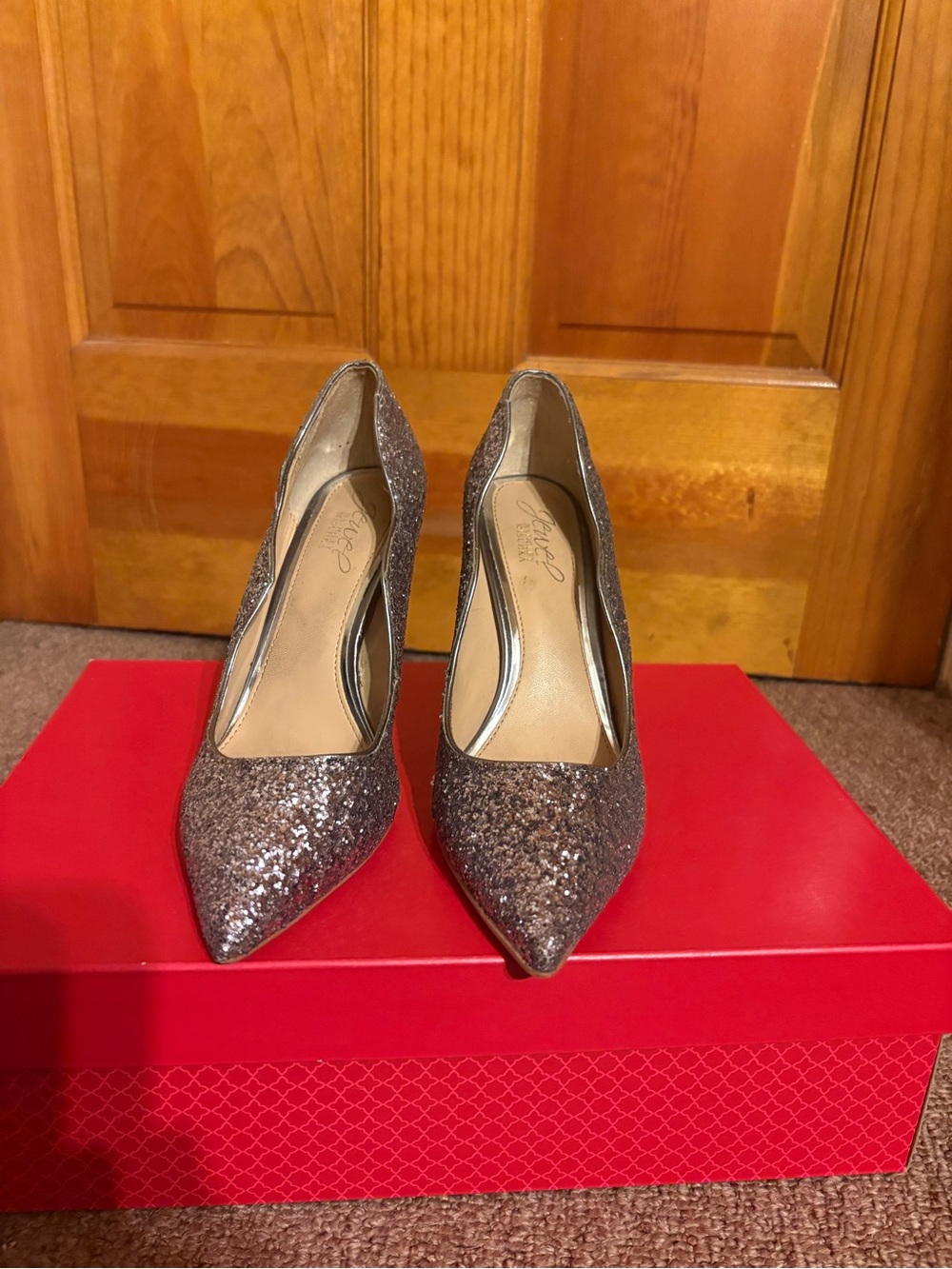 Jewel Badgley Mischka Glitter Pointed-Toe Pumps in Rose